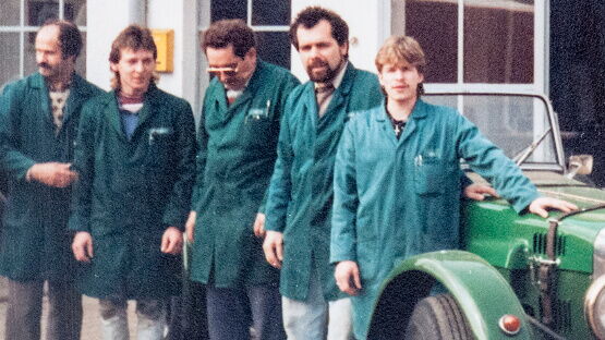 Aus dem Familienalbum der Autosattlerei Freier. – „Pack mas!“ Mit Herz, Hirn und Durchhaltevermögen. Aus dem Familienalbum der Autosattlerei Freier. – „Pack mas!“ Mit Herz, Hirn und Durchhaltevermögen.
